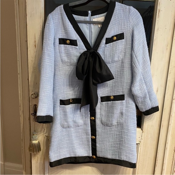 Tuckernuck Light Blue Bouclé Dress with Black Trim and Bow - Picture 4 of 6